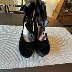 Dolls Kill Black Velvet Open-Toe Ruffle Ankle Heels with Bat Wings